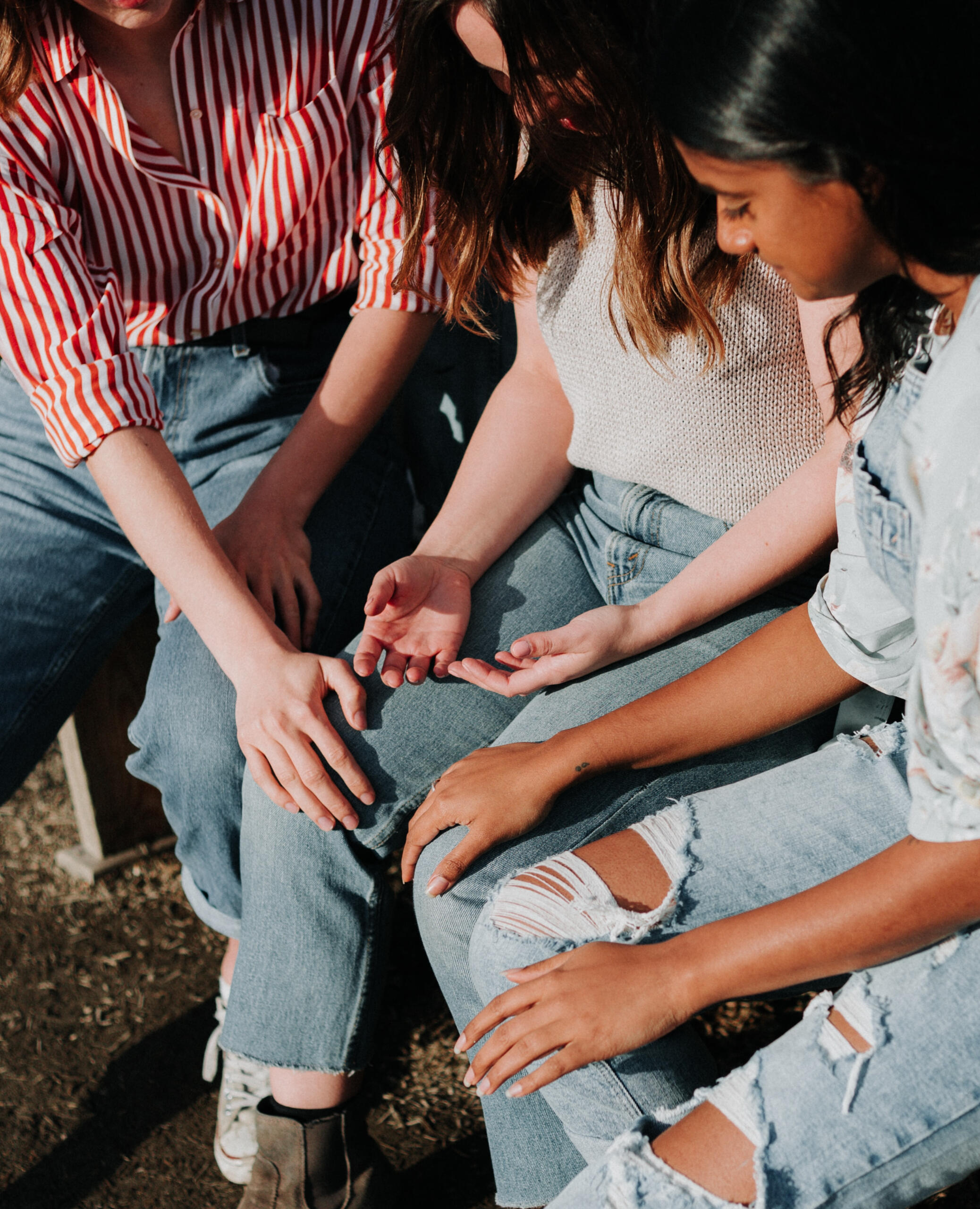 Gebet, Gemeinschaft und Gottes Wort – das sind die drei zentralen Elemente unserer Home Groups.